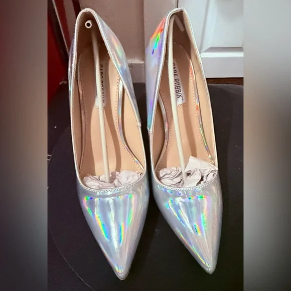 Cape Robbin Silver Stiletto Heels with Iridescent Finish - Picture 3 of 4